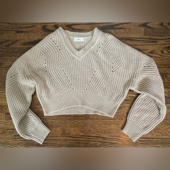 cropped chunky knit sweater - Picture 2 of 3